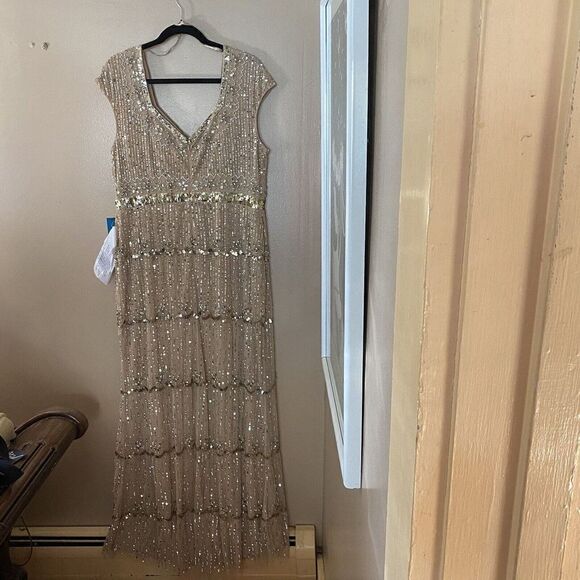 Mac Duggal Beaded Sheath Gold Sequin Evening Gown Maxi Dress Sz 14 NWT. $598 - Picture 8 of 9